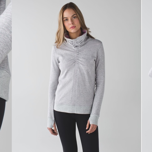 Lululemon In A Cinch long sleeve - Picture 2 of 5